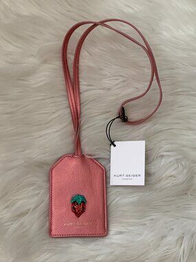 KURT GEIGER LONDON Strawberry Southbank Card & Key Lanyard in Pink/Red